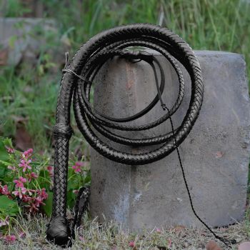 Handmade Kangaroo Black Hide Leather Bullwhip Target Practice Whip